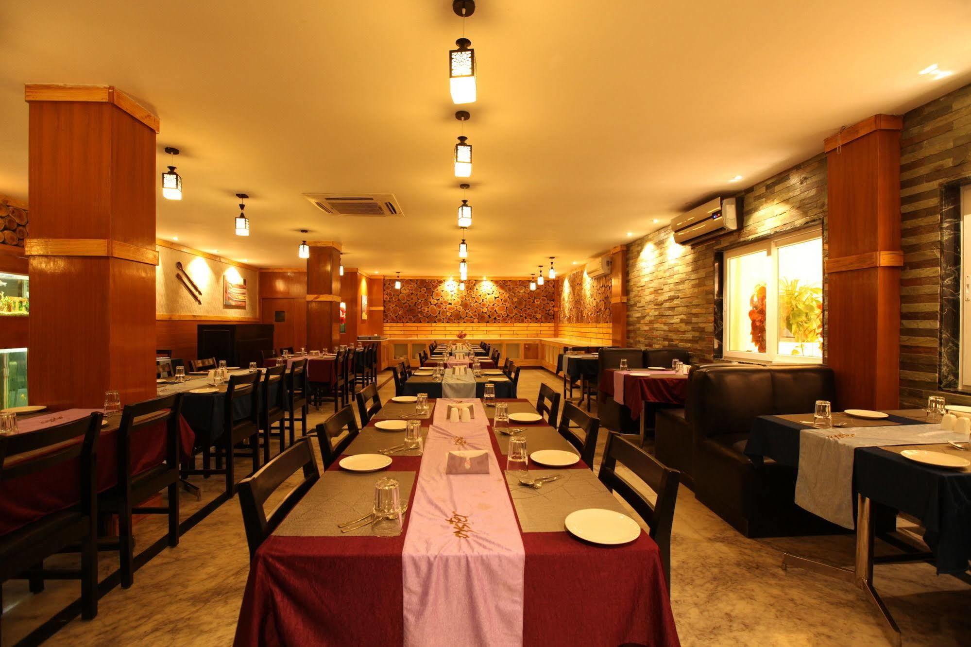 Hotel Southern Residency Kelambakkam Exterior photo